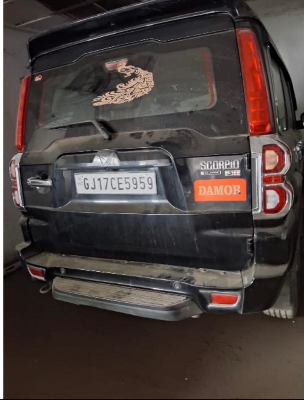 2023 Mahindra Scorpio / Scorpio Classic S11 SUV 50000 km 2 years for sale in BROADWAY VENTURE Vadodara — photo 2