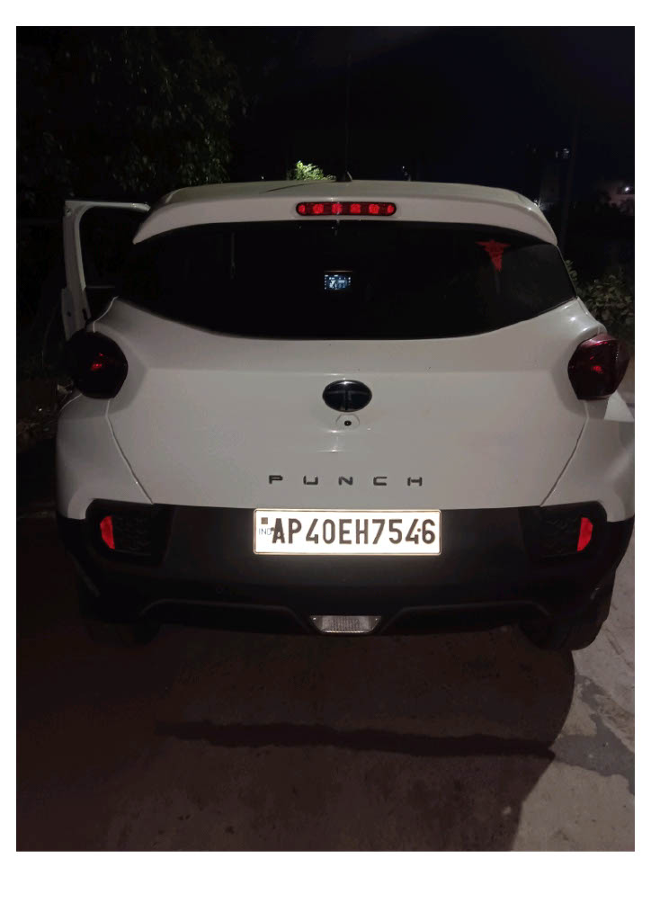 2024 Tata Punch Adventure MT SUV 11475 km 1 year for sale in CEASING YARD KANURU Vijayawada — photo 1