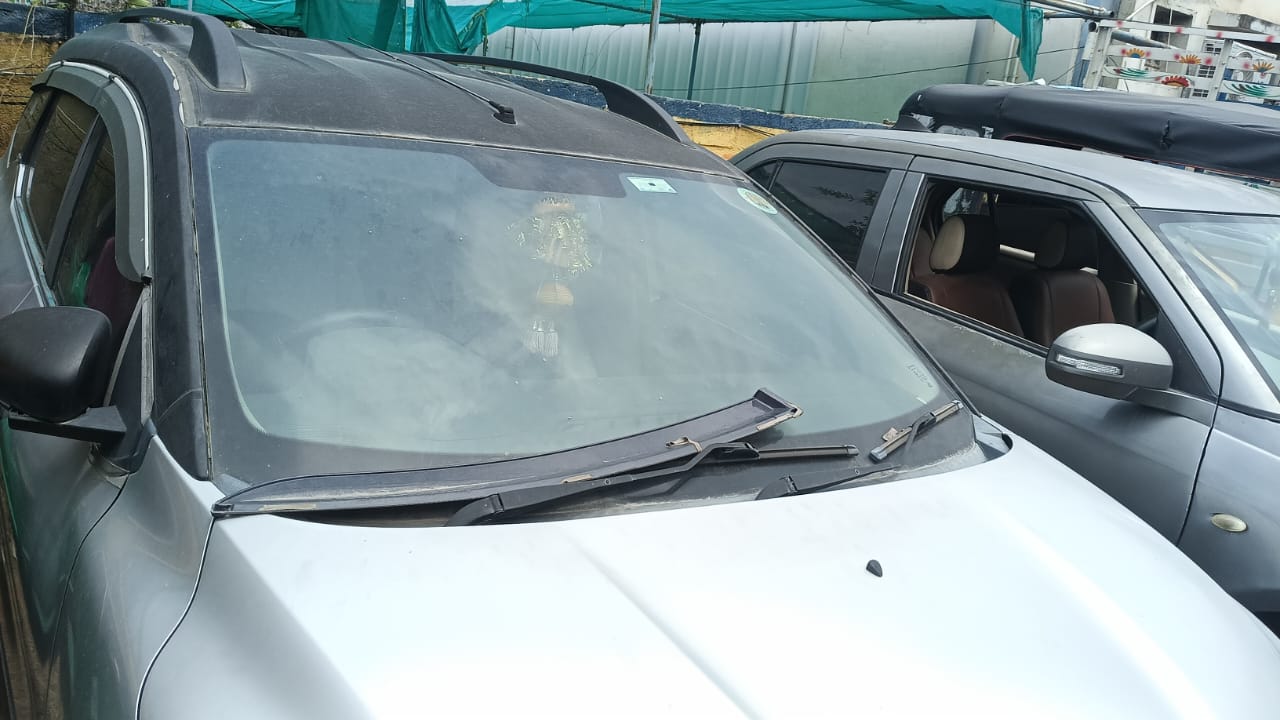 2020 Renault Triber RXZ MT MUV 47790 km 6 years for sale in BHAGYALAKSHMI PARKING YARD Tirupati — photo 1