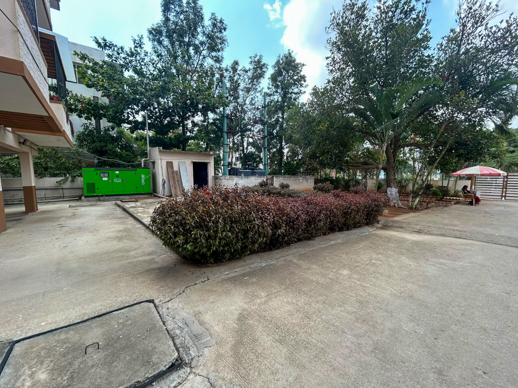 980 square feet Flat for sale in Bengaluru — photo 2