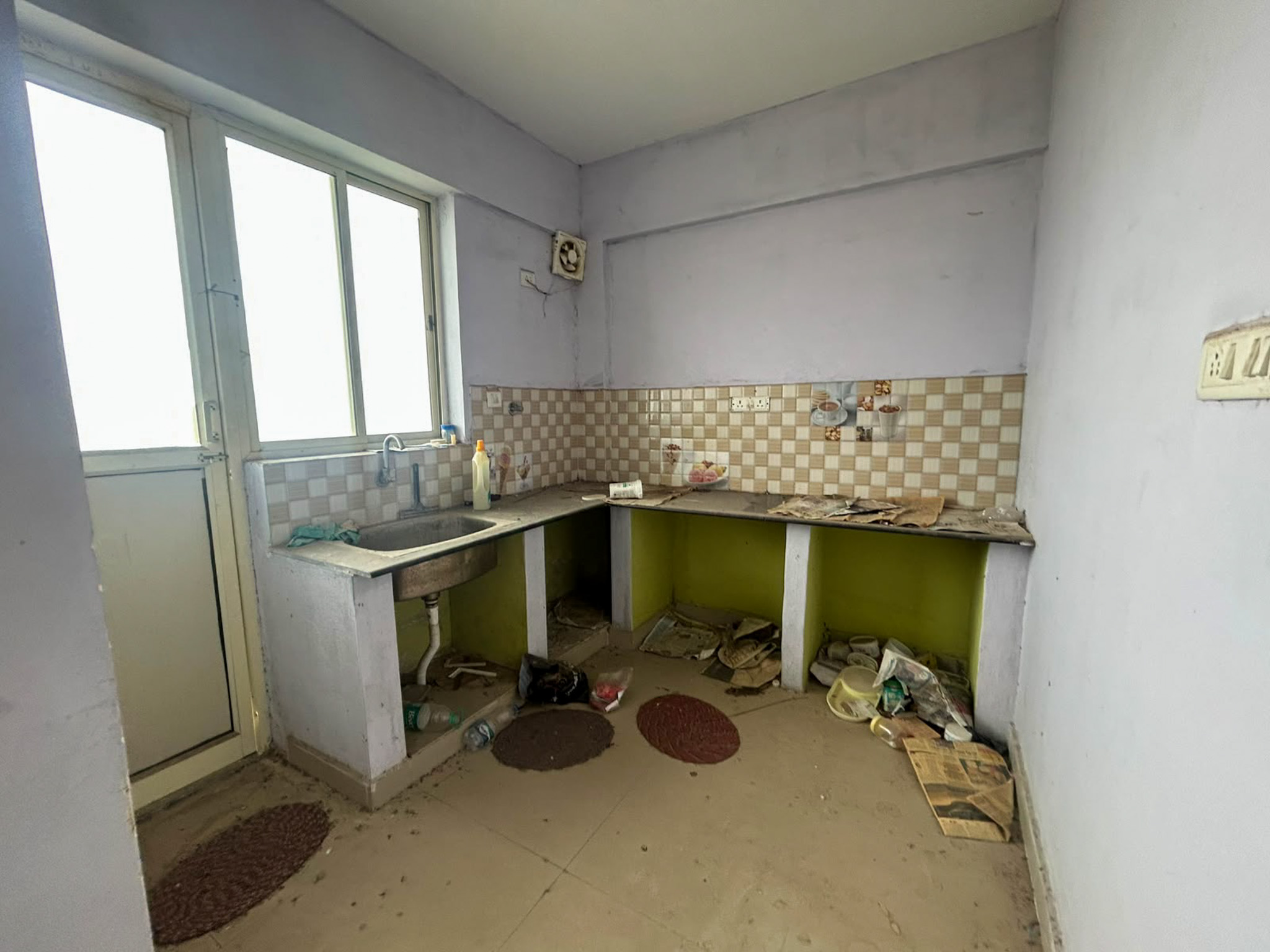 980 square feet Flat for sale in Bengaluru — photo 5