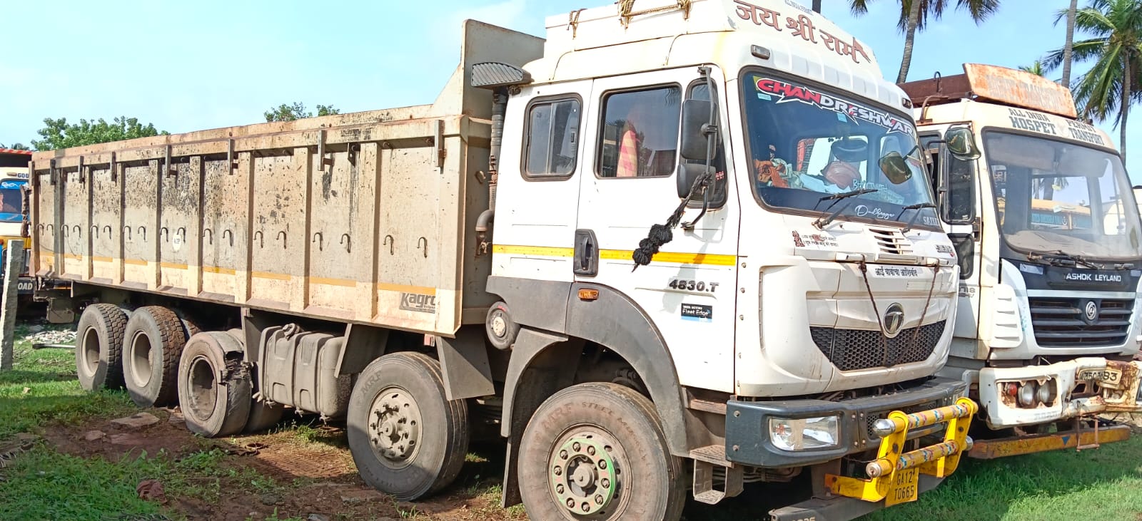 2024 Tata TATA SIGNA 4830 BS VI 10X2 Truck 84854 km 2 years for sale in Shri Venkateshwara Parking Yard Hosapete — photo 3