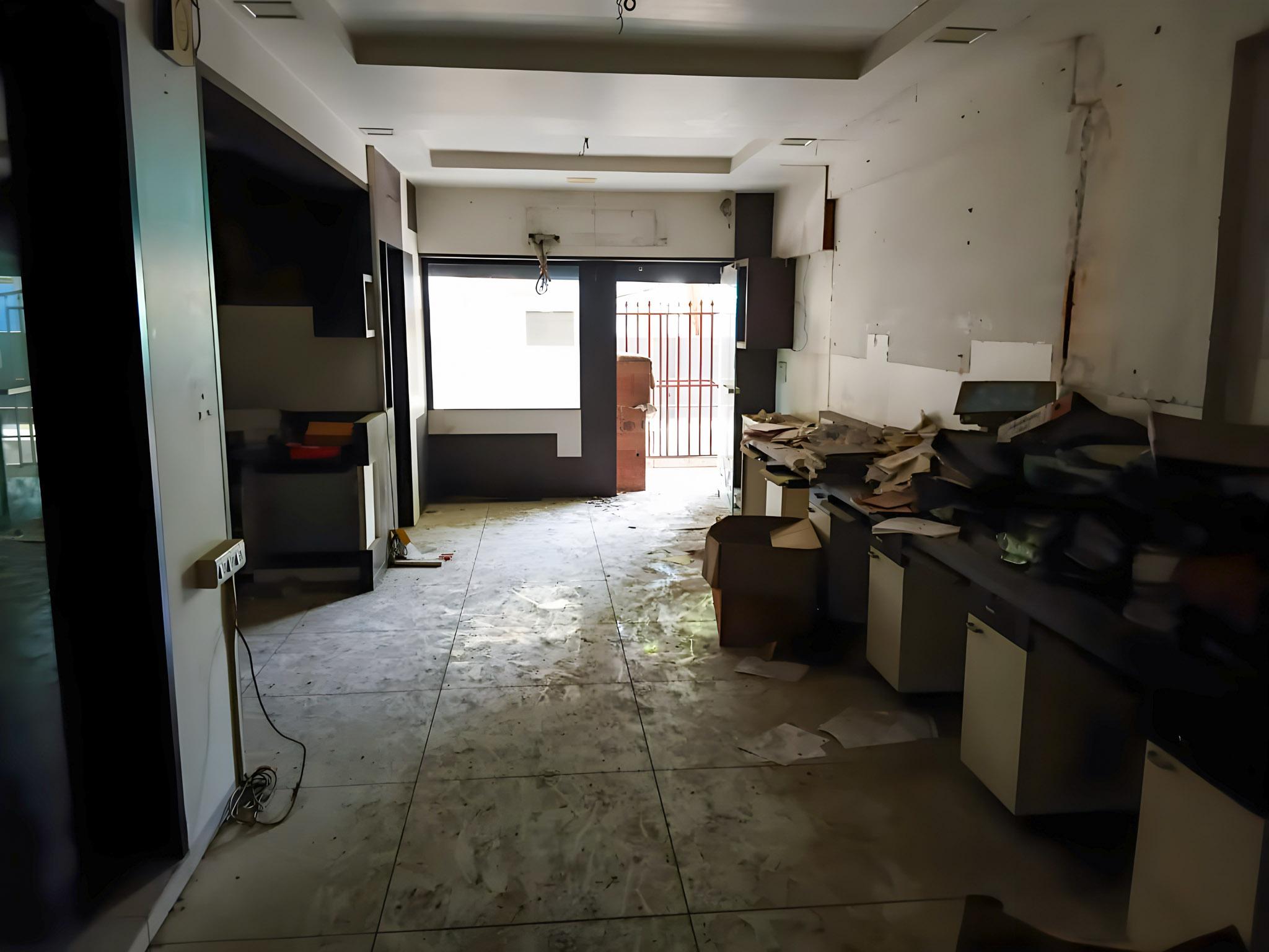 180 square feet Shops for sale in Ahmedabad — photo 20
