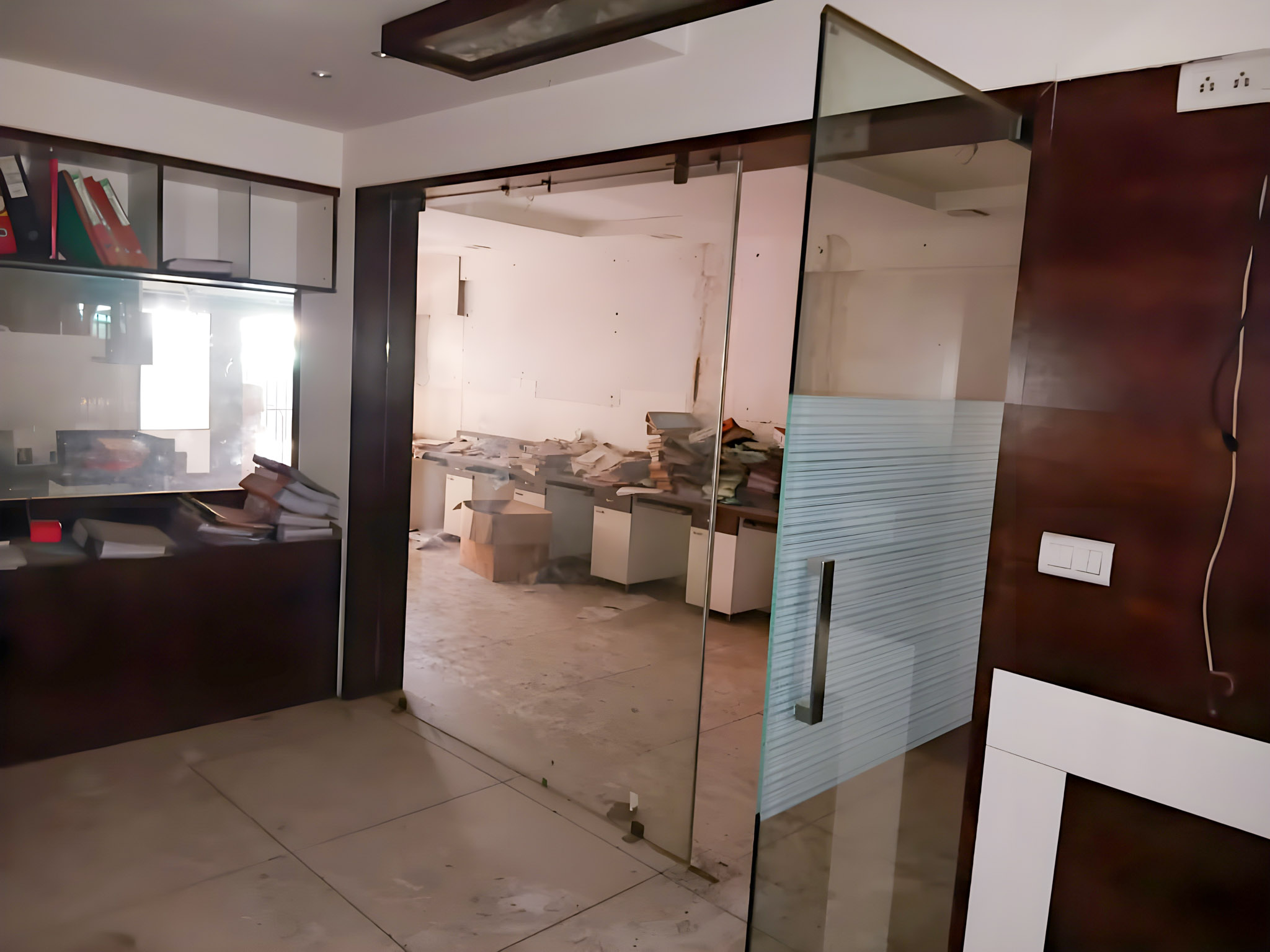 180 square feet Shops for sale in Ahmedabad — photo 9