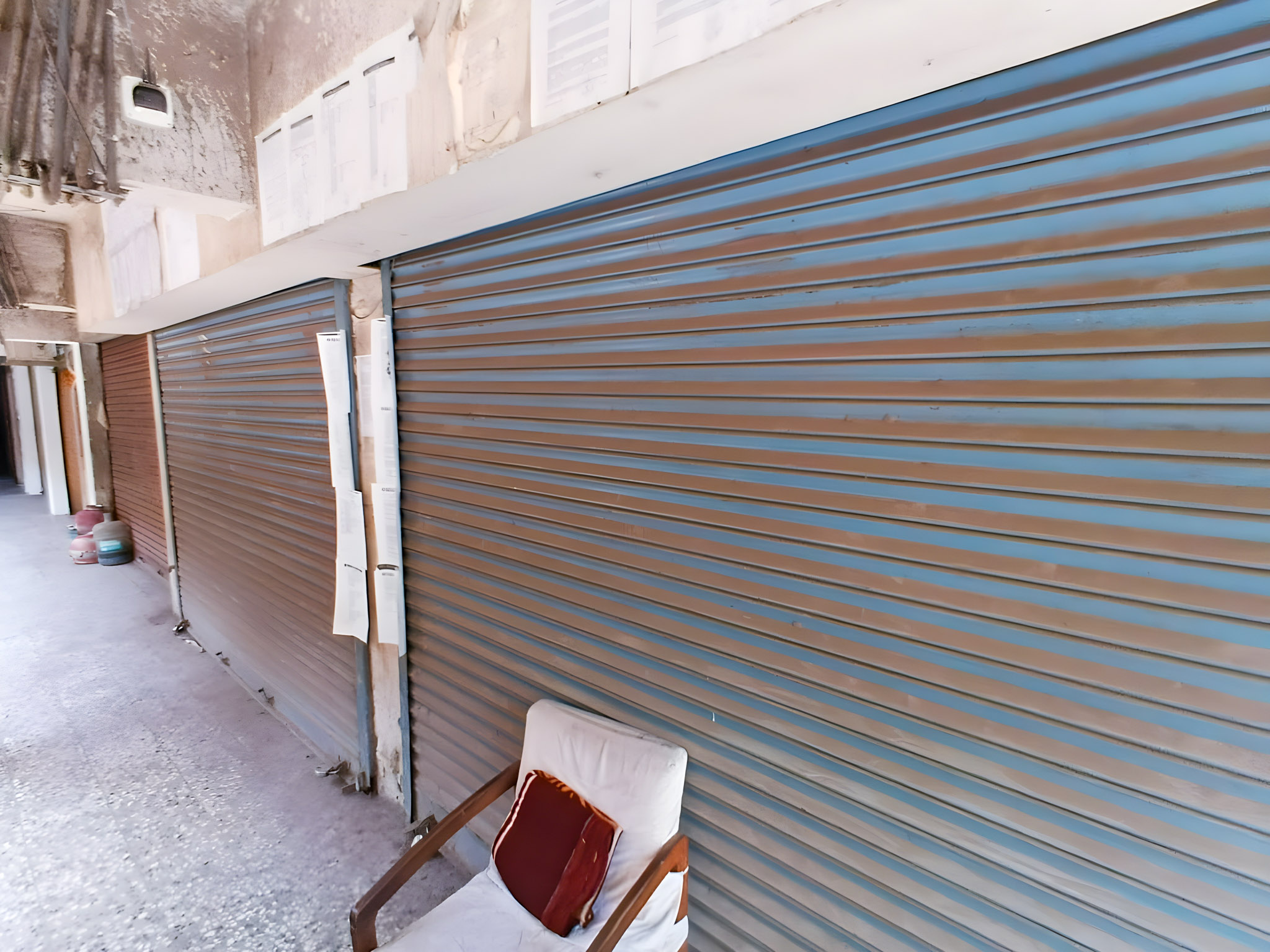 180 square feet Shops for sale in Ahmedabad — photo 8