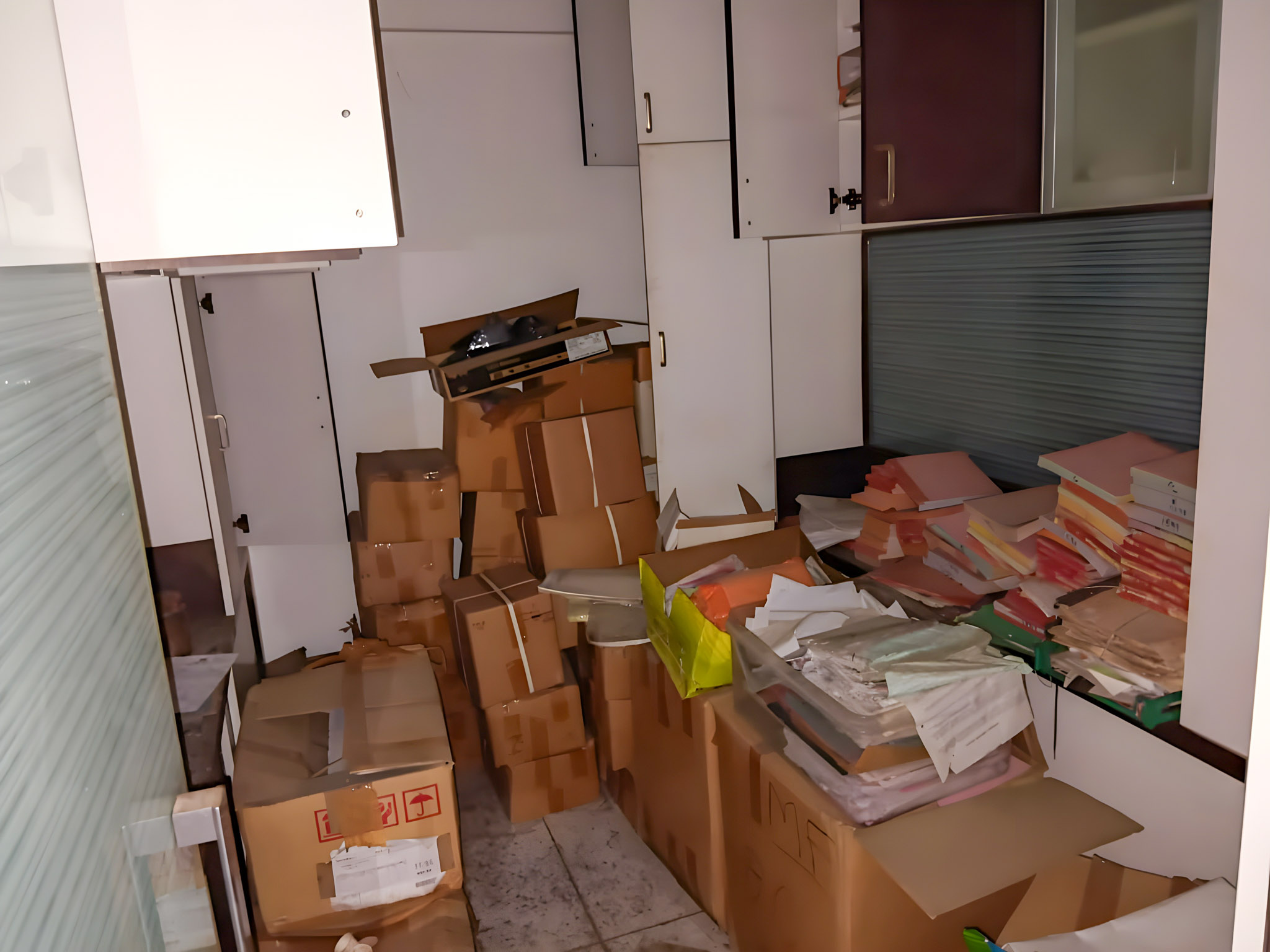 180 square feet Shops for sale in Ahmedabad — photo 10