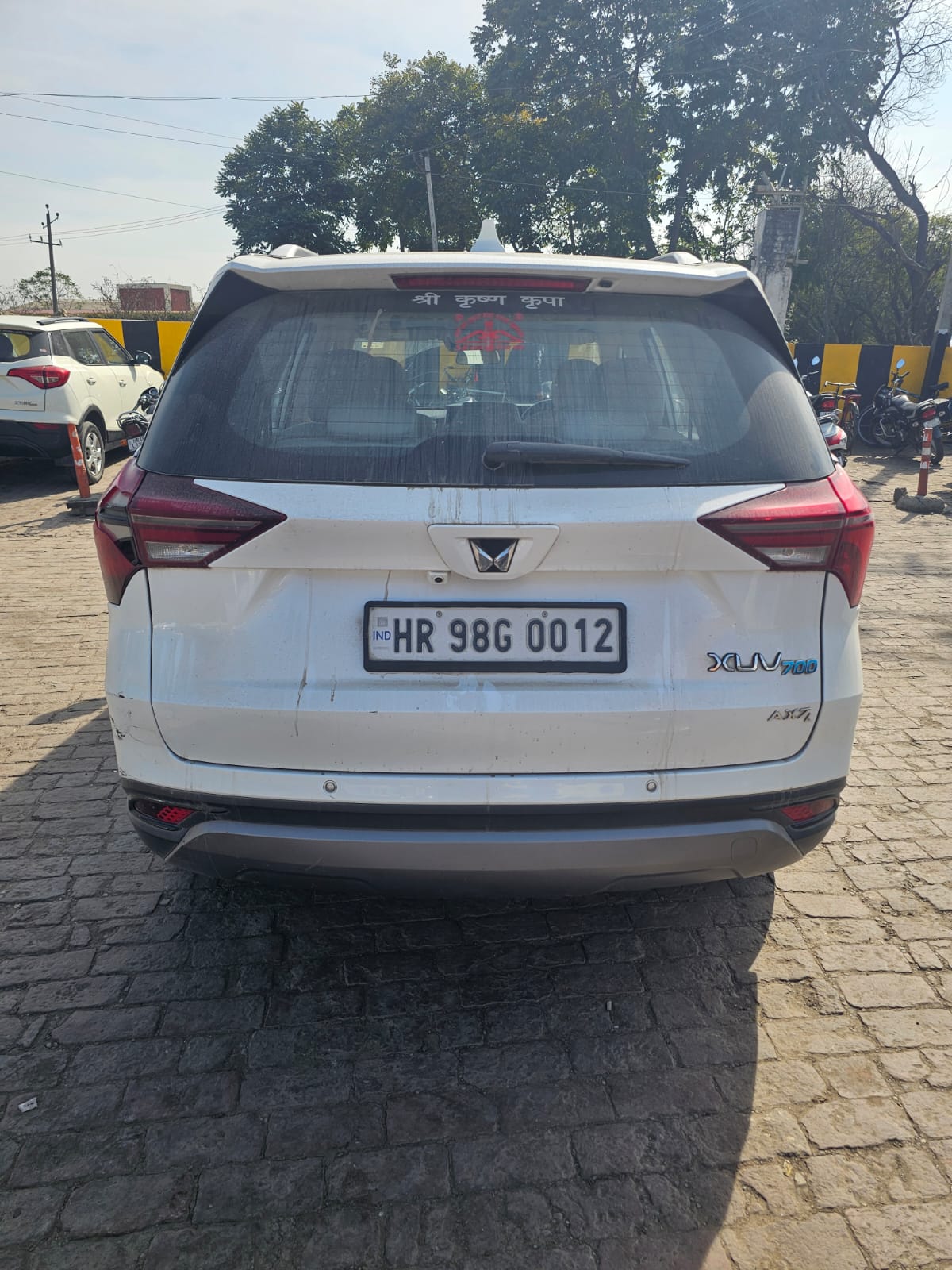 2022 Mahindra XUV700 AX7L SUV 137028 km 4 years for sale in LATHAR YARD Karnal — photo 2