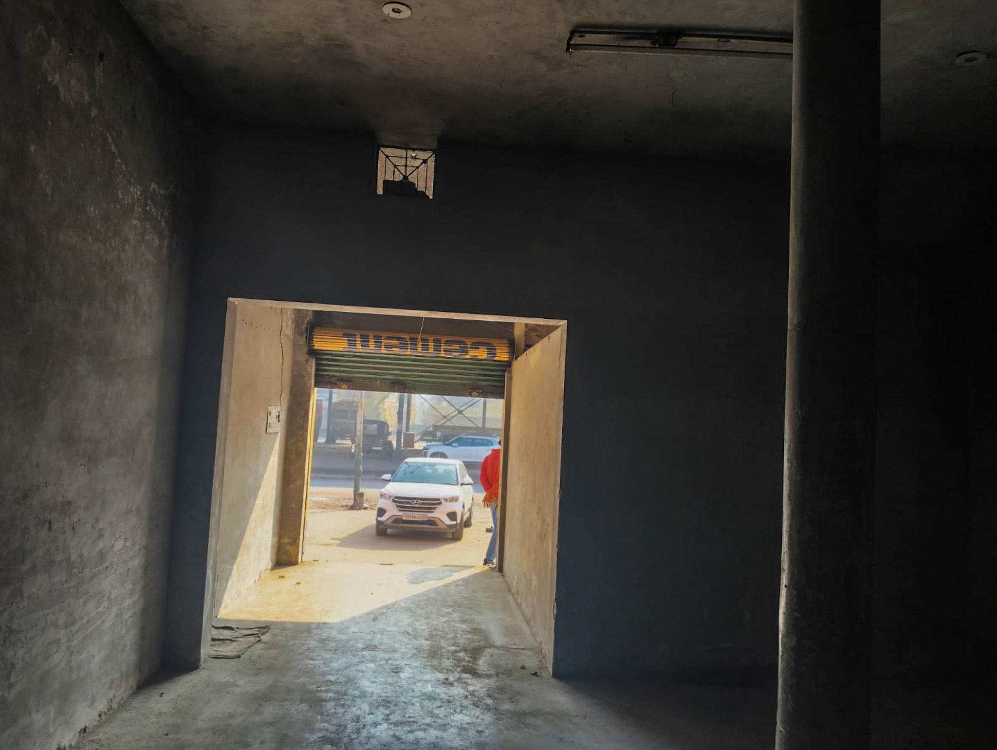 132 square yard Shops for sale in Grain Market Shahkot