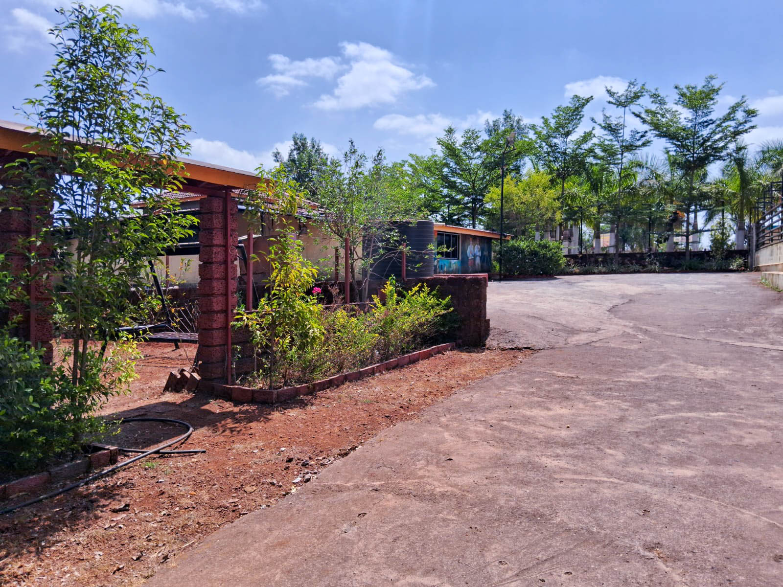 Shops for sale in Devrukh — photo 46