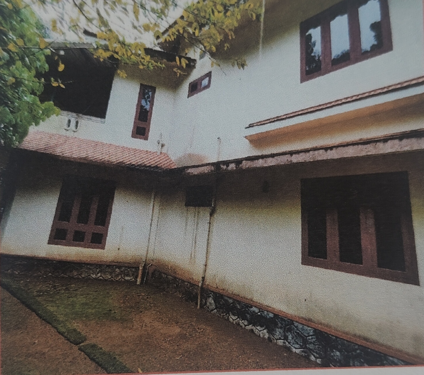 1000 square feet Individual House for sale in Pathanamthitta