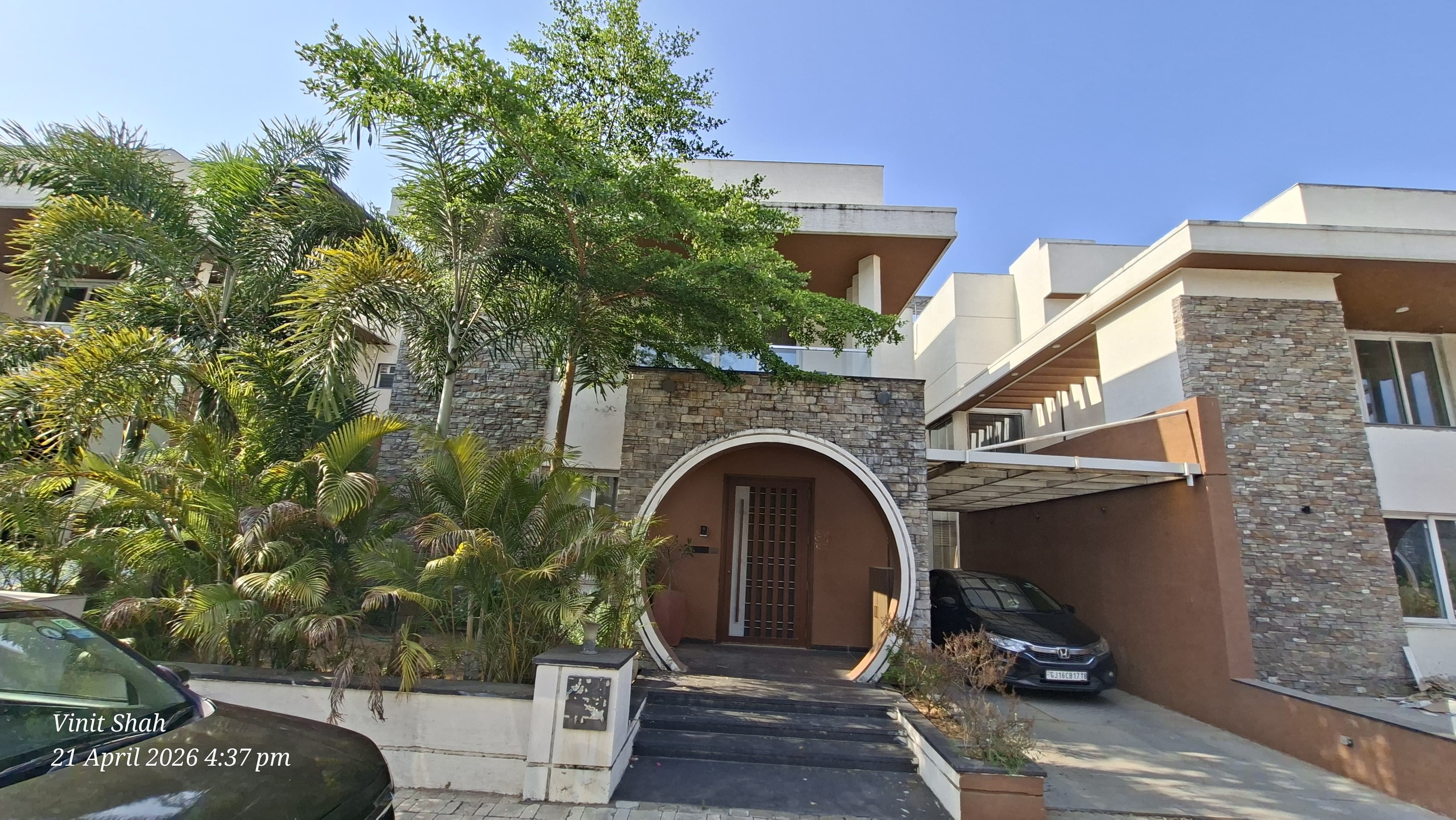 297.29 square meter Bungalow for sale in Vadodra Vadodara