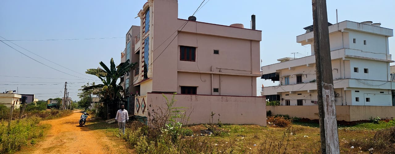 RESIDENTIAL OPEN PLOT for sale in DUGGIRALA, ELURU Sanivarapupeta — photo 2
