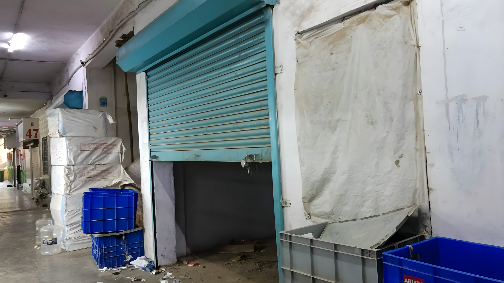 809 square feet Shops for sale in Sharad Industrial Estate, 140 lake Road, Near Police Station, Bhandup (West), Mumbai-400078 Mumbai — photo 1