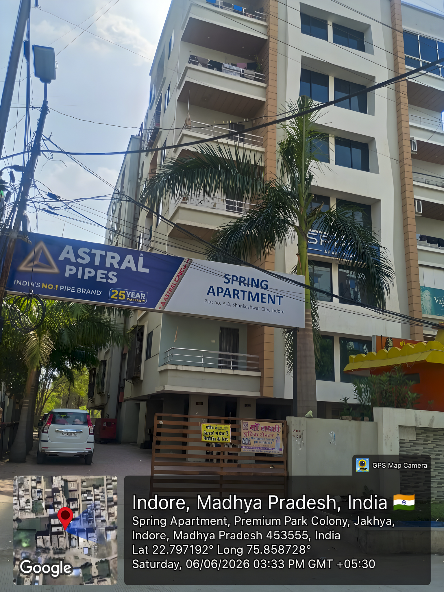 686 square feet Flat for sale in Spring Apartment Shankheshwar City Indore — photo 2