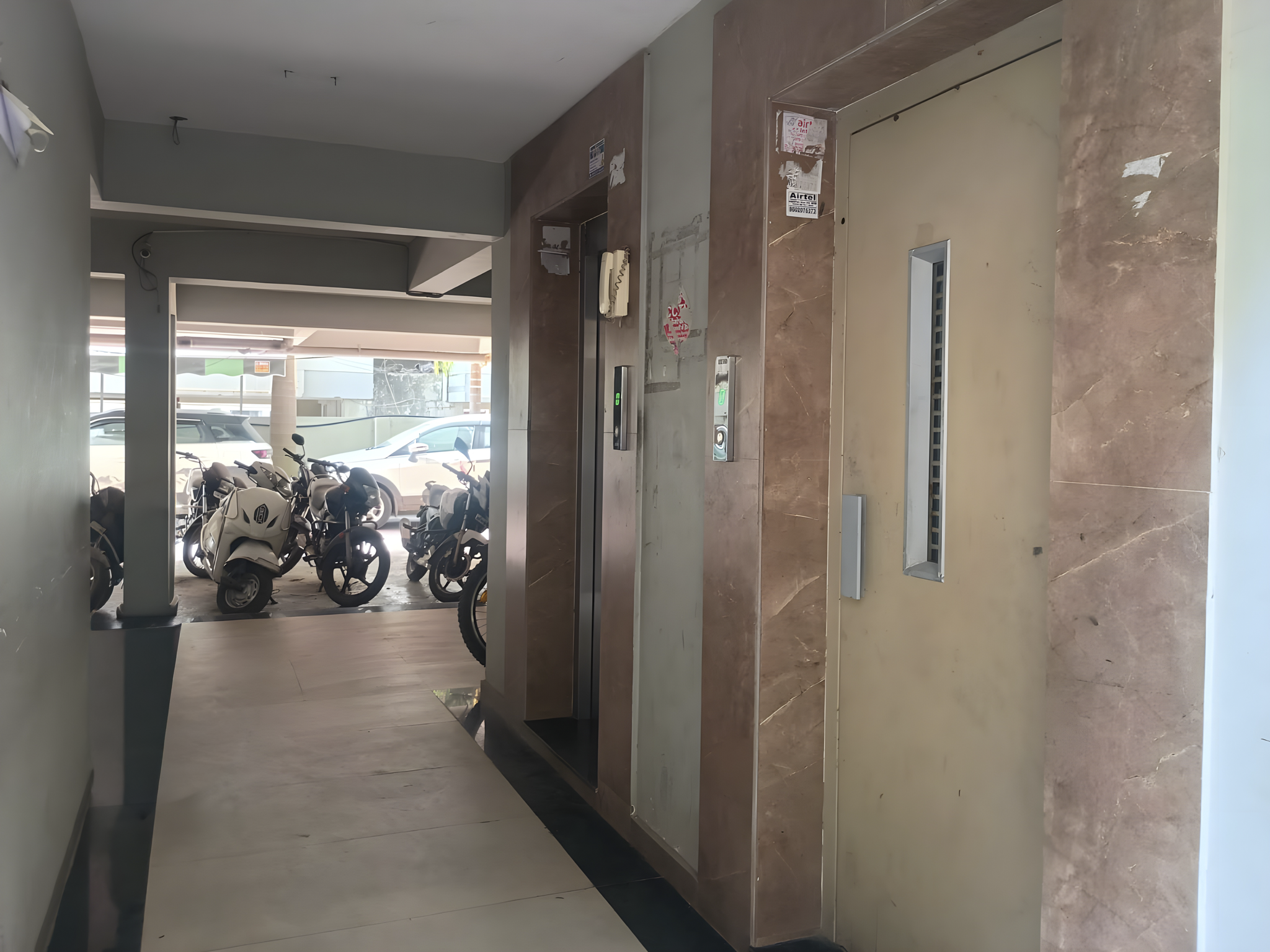 686 square feet Flat for sale in Spring Apartment Shankheshwar City Indore — photo 5