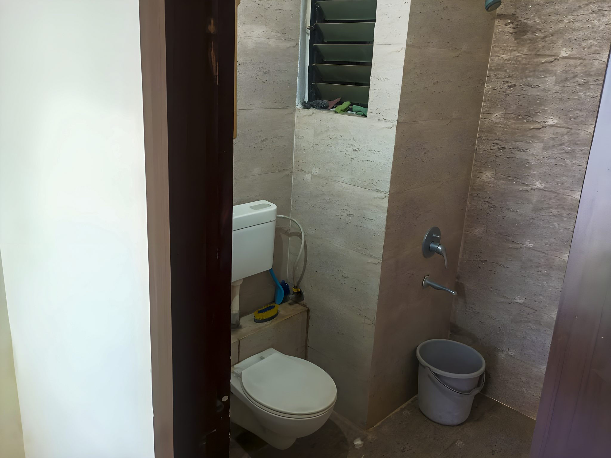 686 square feet Flat for sale in Spring Apartment Shankheshwar City Indore — photo 14
