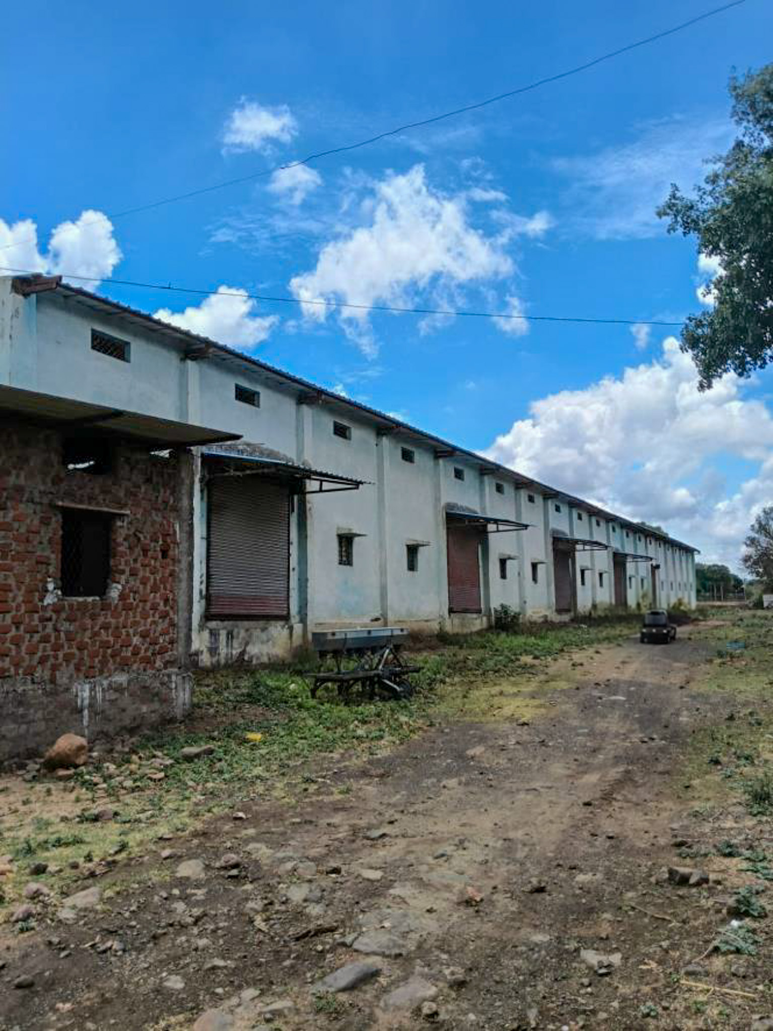 87124 square feet Godowns for sale in VILLAGE-GUNGA Berasia — photo 6