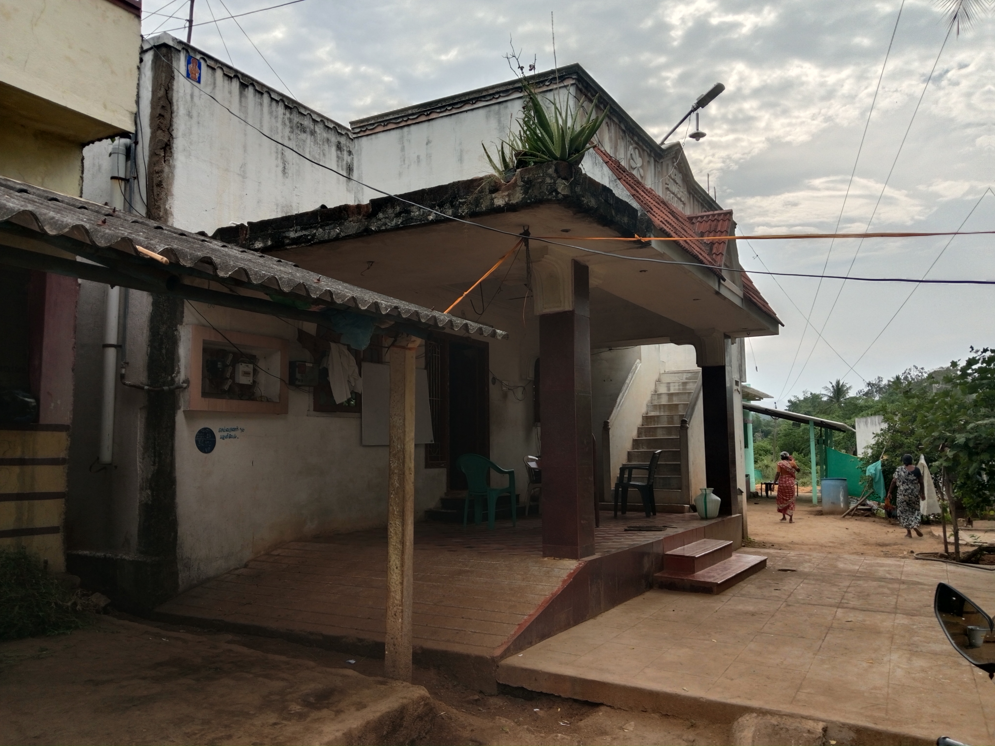 Individual House for sale in KANAVAIPATTI Natham