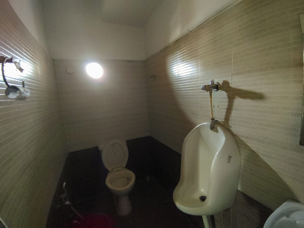 1915 square feet Flat for sale in Hyderabad — photo 3