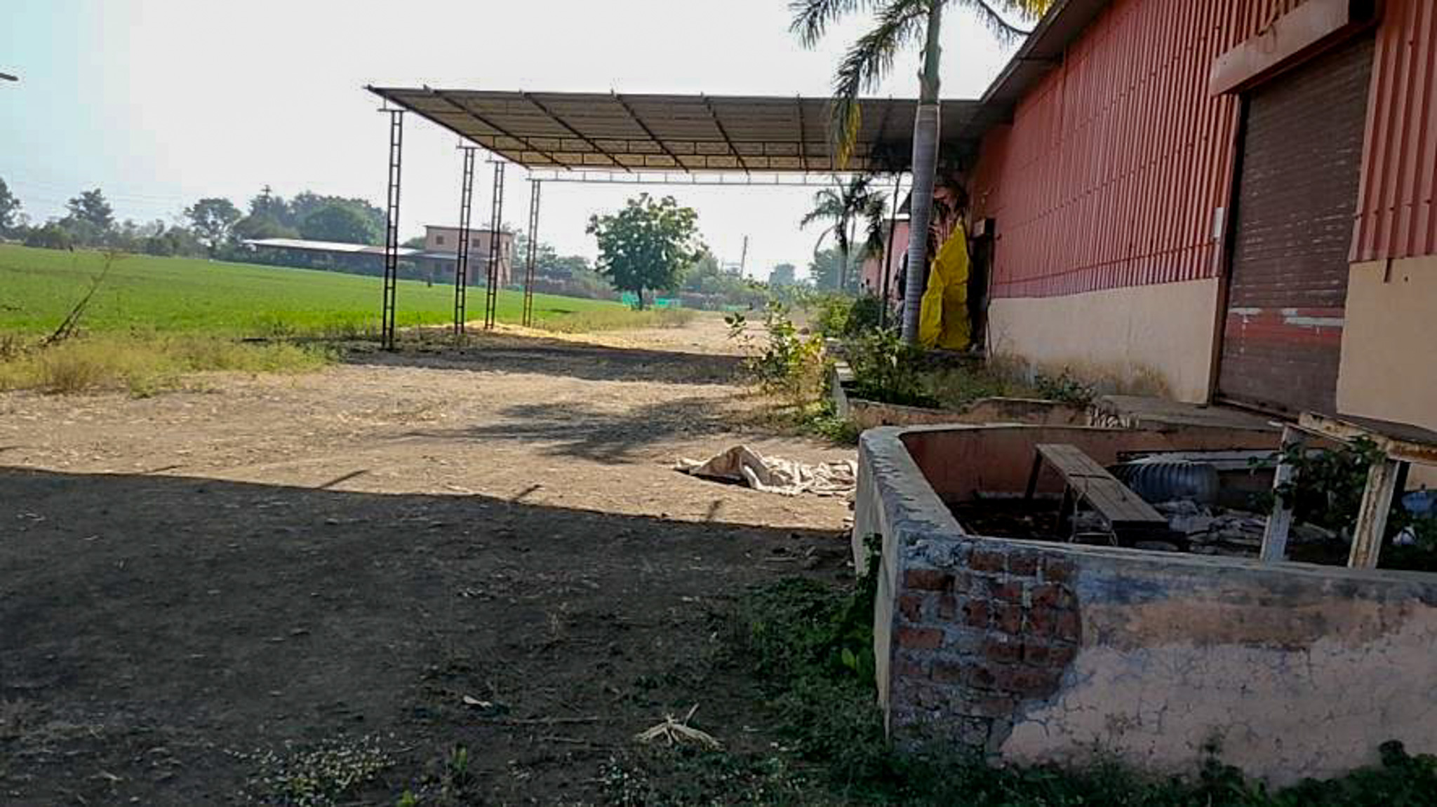 Shed with Plant and Machinery for sale in BURHANPUR Burhanpur — photo 1