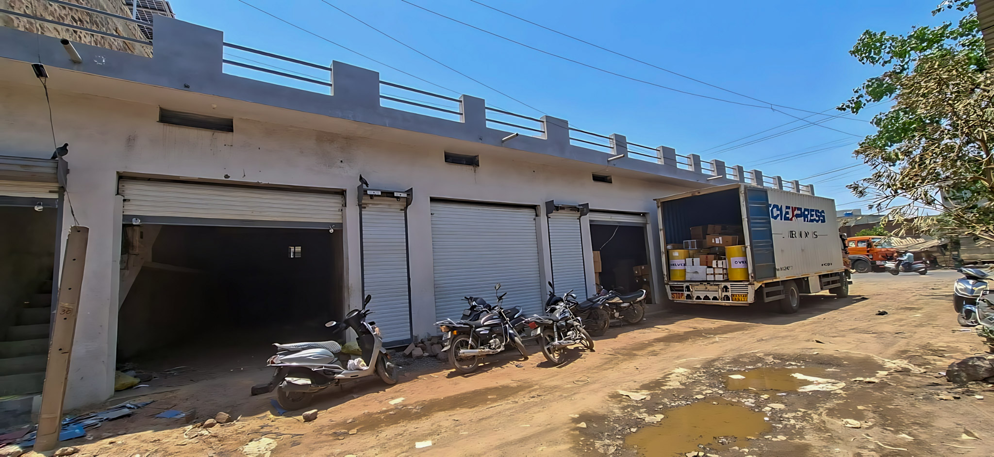 968 square feet Industrial Shed for sale in Rajkot — photo 12