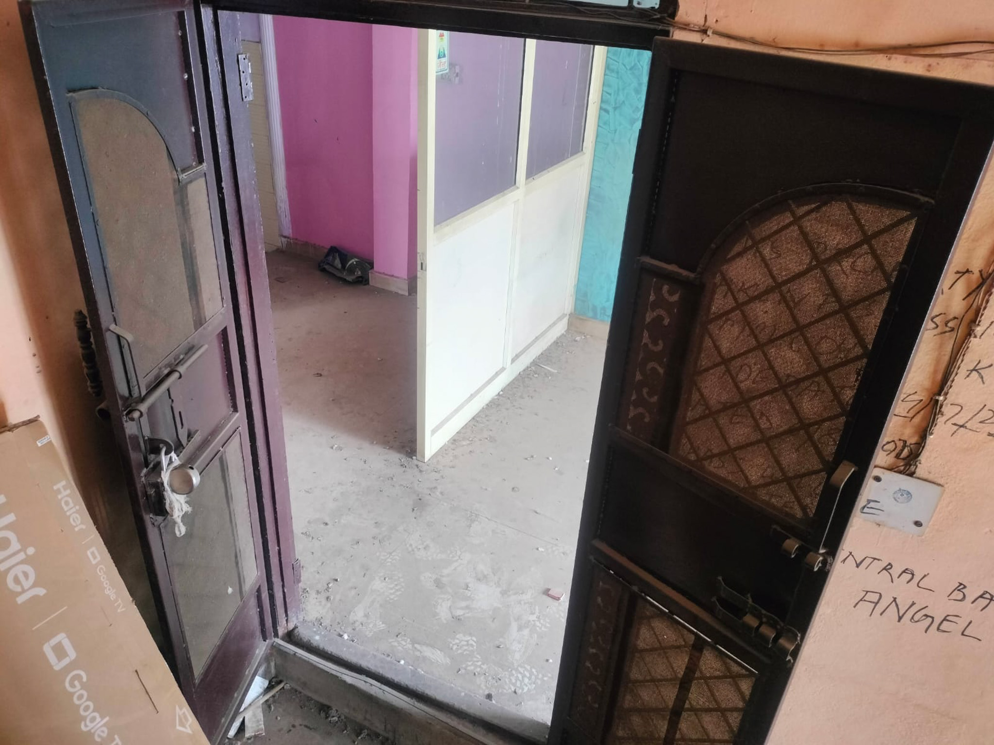 369 square feet Flat for sale in New Delhi — photo 23