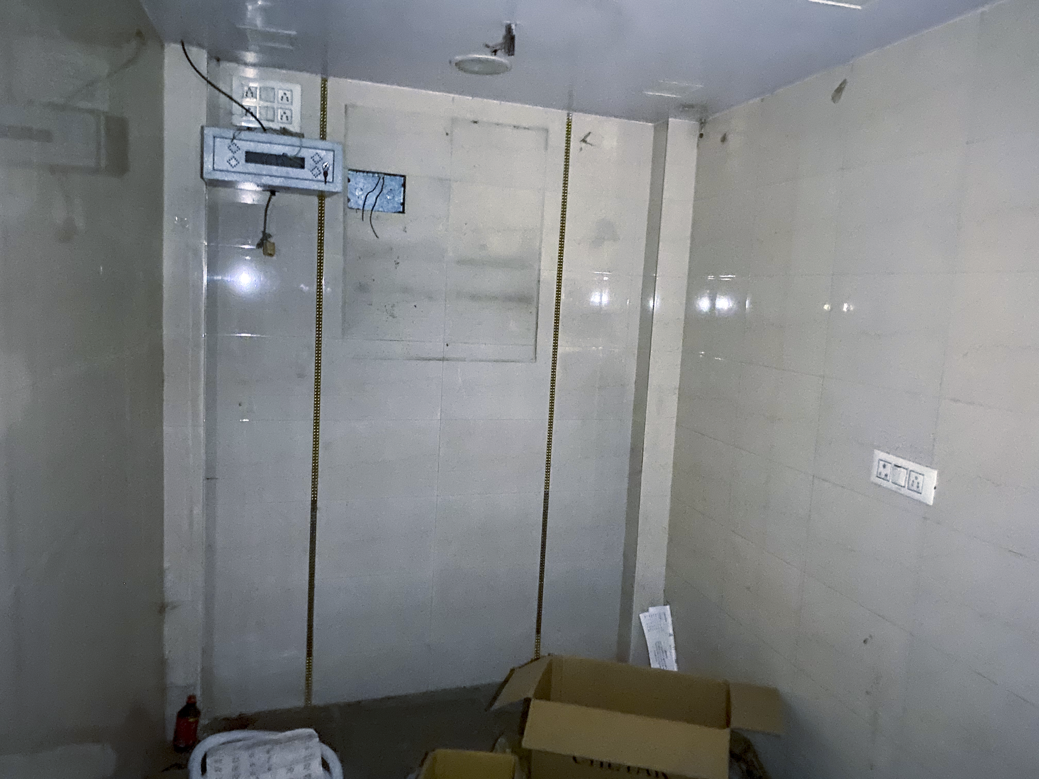 9.26 square yard Shops for sale in Hauz Quazi New Delhi — photo 13