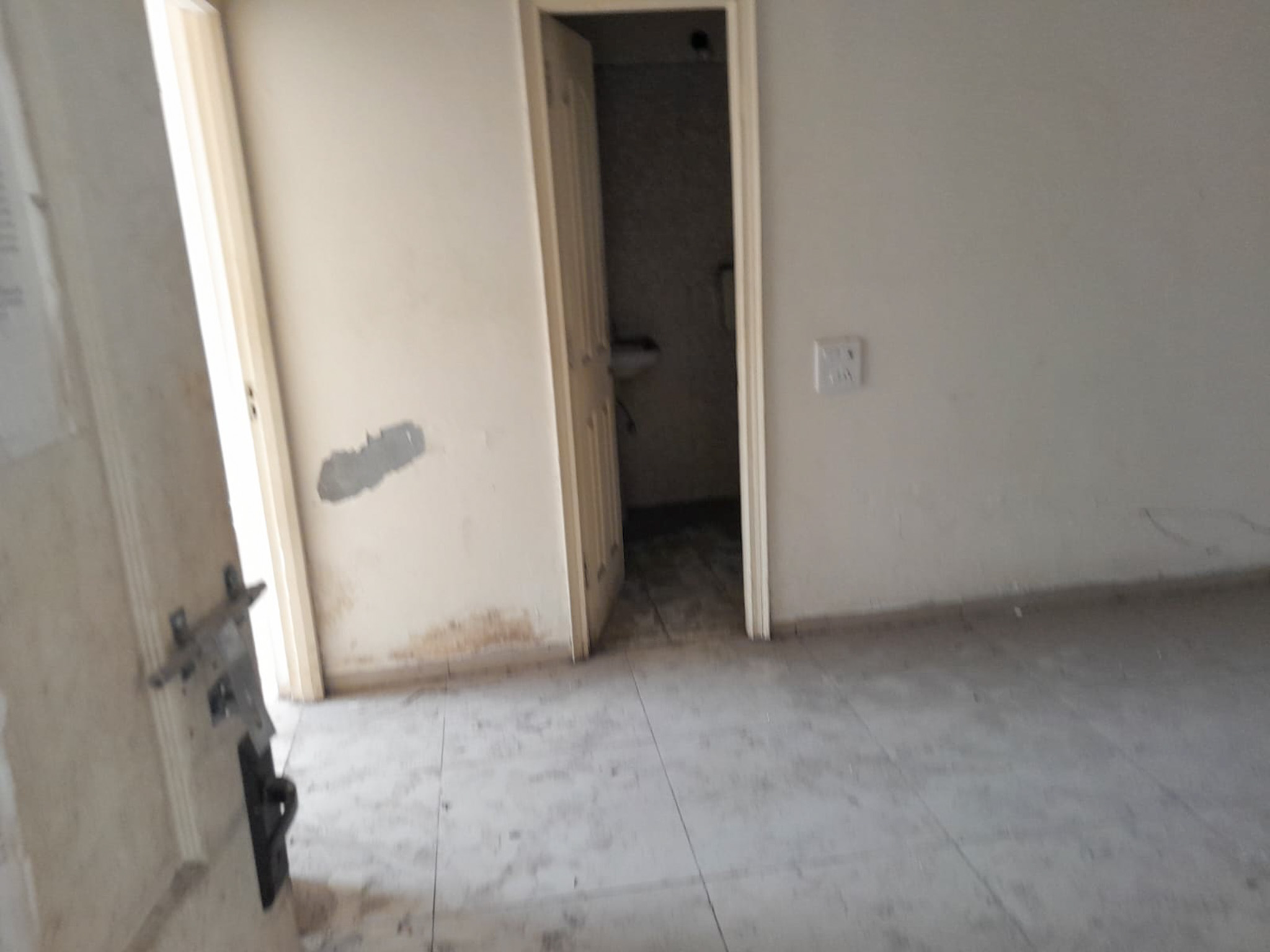 1000 square feet Flat for sale in Sahnewal