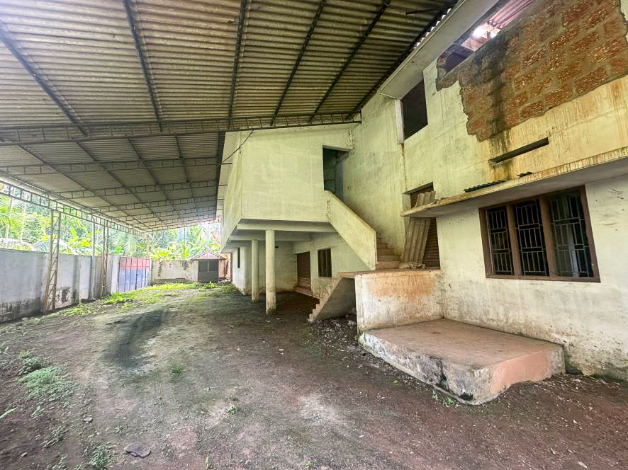 1440 square meter Godowns for sale in FEROKE Feroke — photo 3