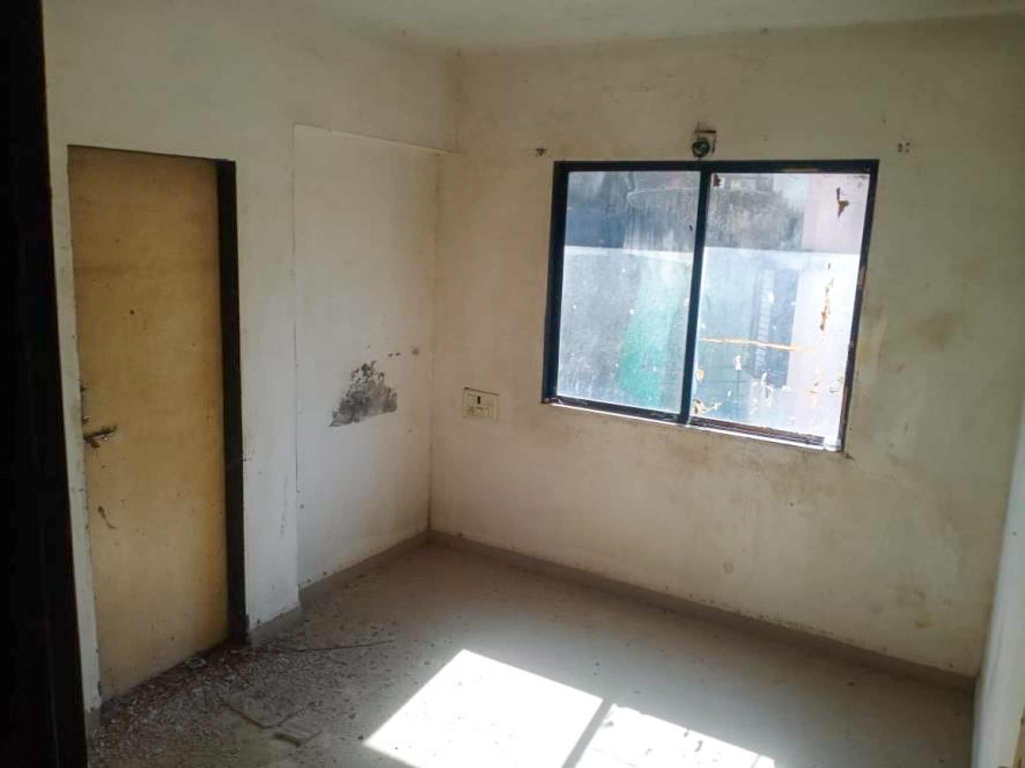 2 BHK Flat for sale in Laxmi Residency, Semi Urban Surat