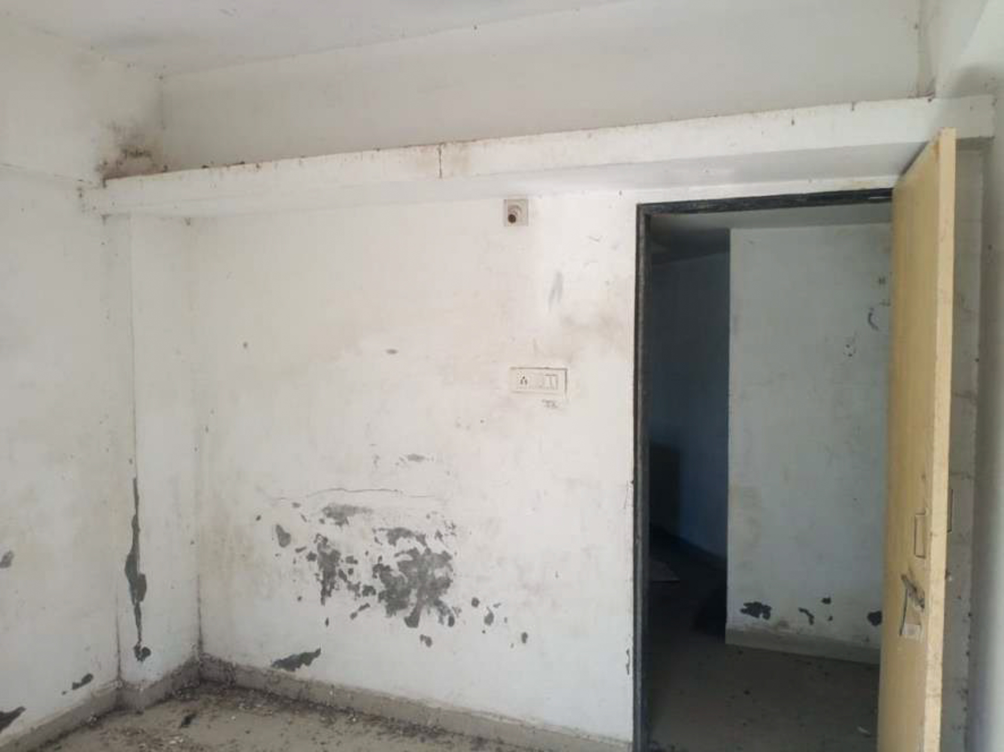 2 BHK Flat for sale in Laxmi Residency, Semi Urban Surat — photo 15