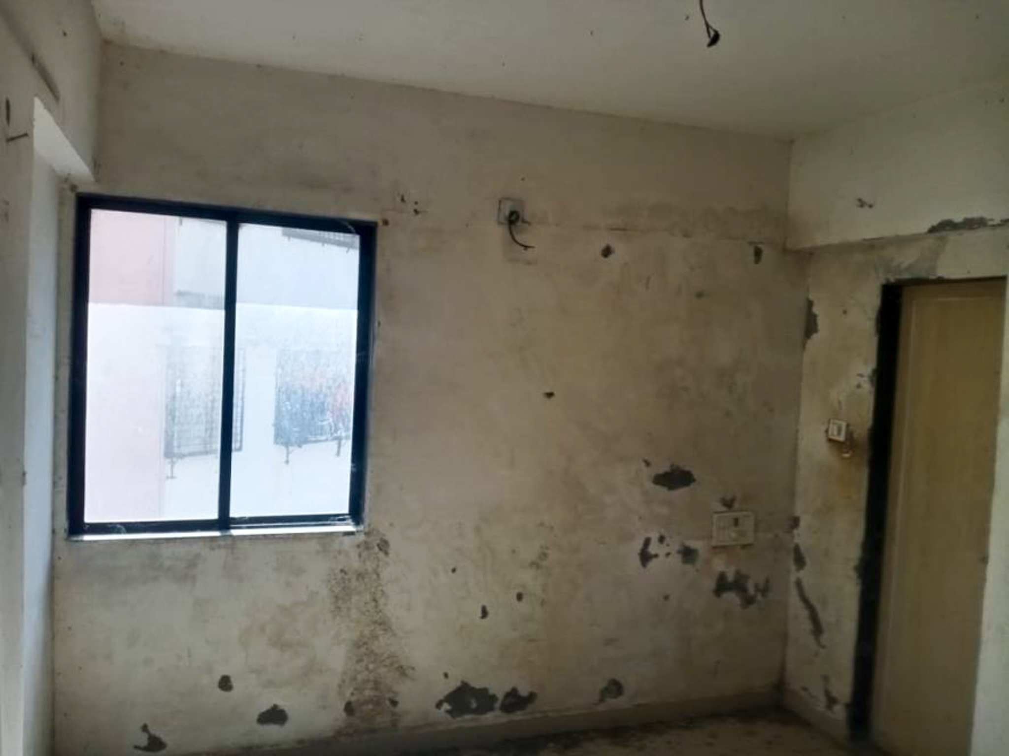 2 BHK Flat for sale in Laxmi Residency, Semi Urban Surat — photo 18