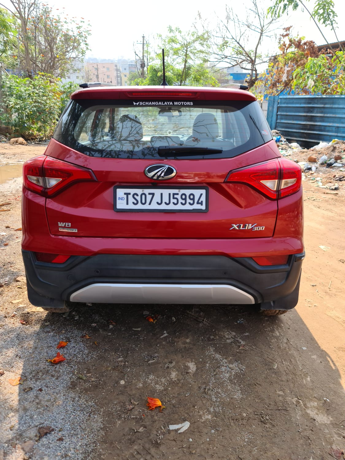 MAHINDRA XUV300 W8(O) DS AS BS VI Color: RED RAGE MFG 06/2022 FUEL DIESEL for sale in Hyderabad — photo 2