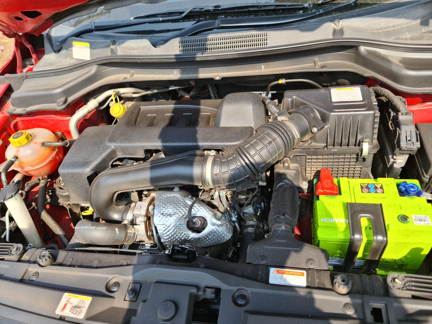 MAHINDRA XUV300 W8(O) DS AS BS VI Color: RED RAGE MFG 06/2022 FUEL DIESEL for sale in Hyderabad — photo 3