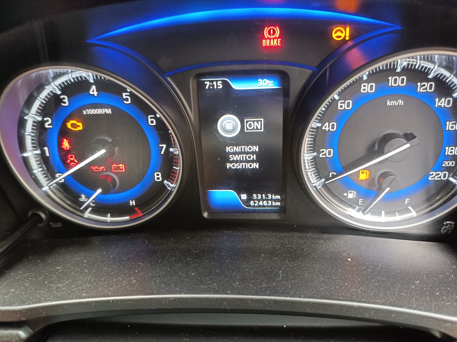 MAHINDRA XUV300 W8(O) DS AS BS VI Color: RED RAGE MFG 06/2022 FUEL DIESEL for sale in Hyderabad — photo 4