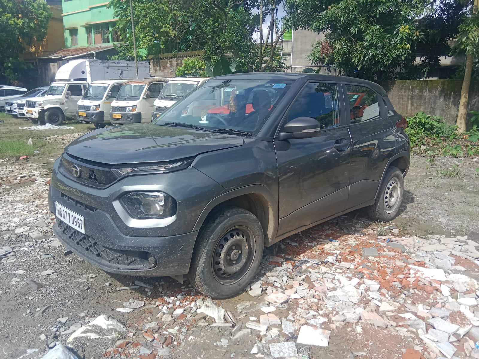 2025 Tata Punch Pure MT SUV 11000 km less than 1 year for sale in JK PARKING Rajpur Sonarpur