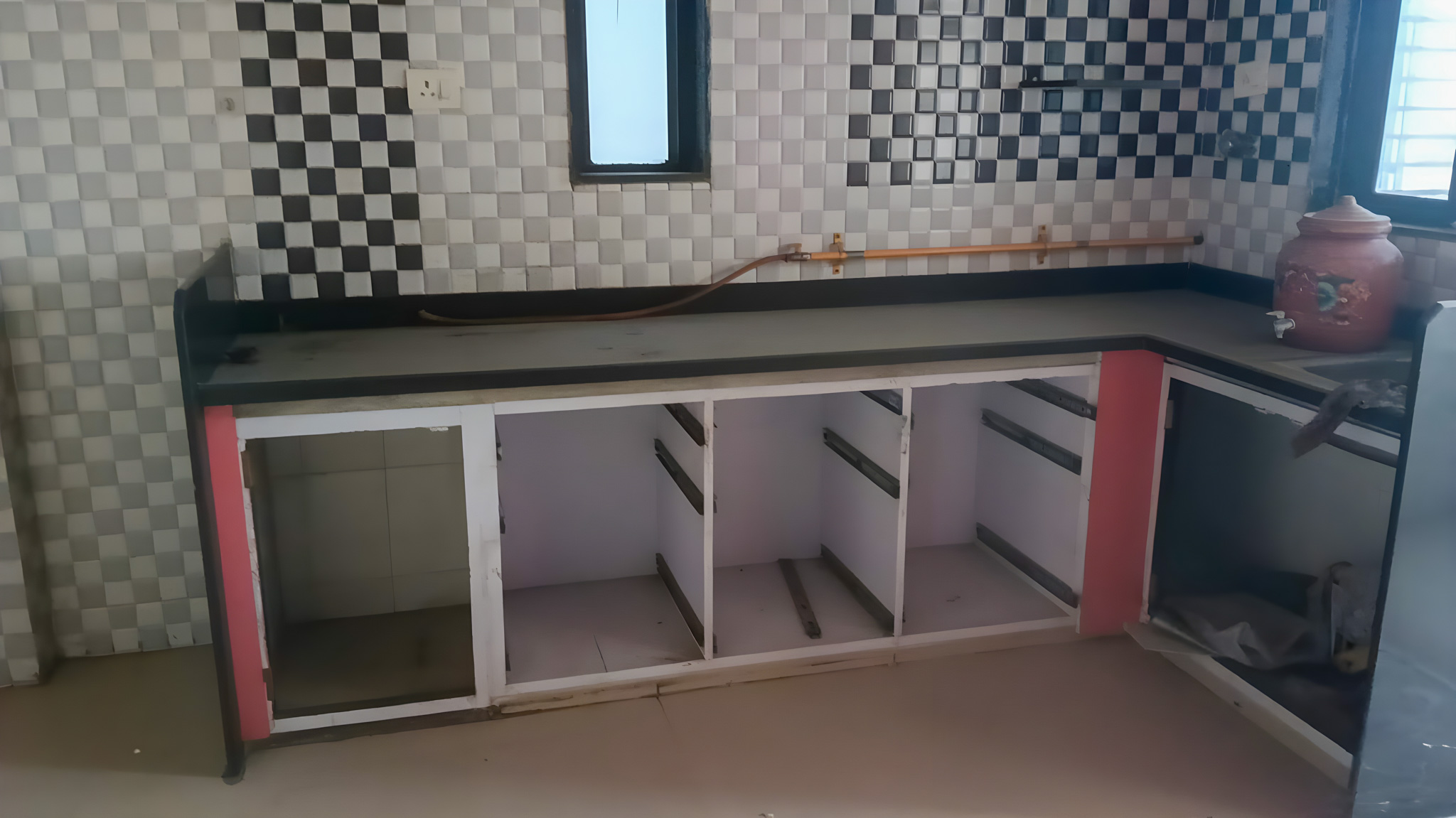 200 square yard Flat for sale in Ahmedabad — photo 1