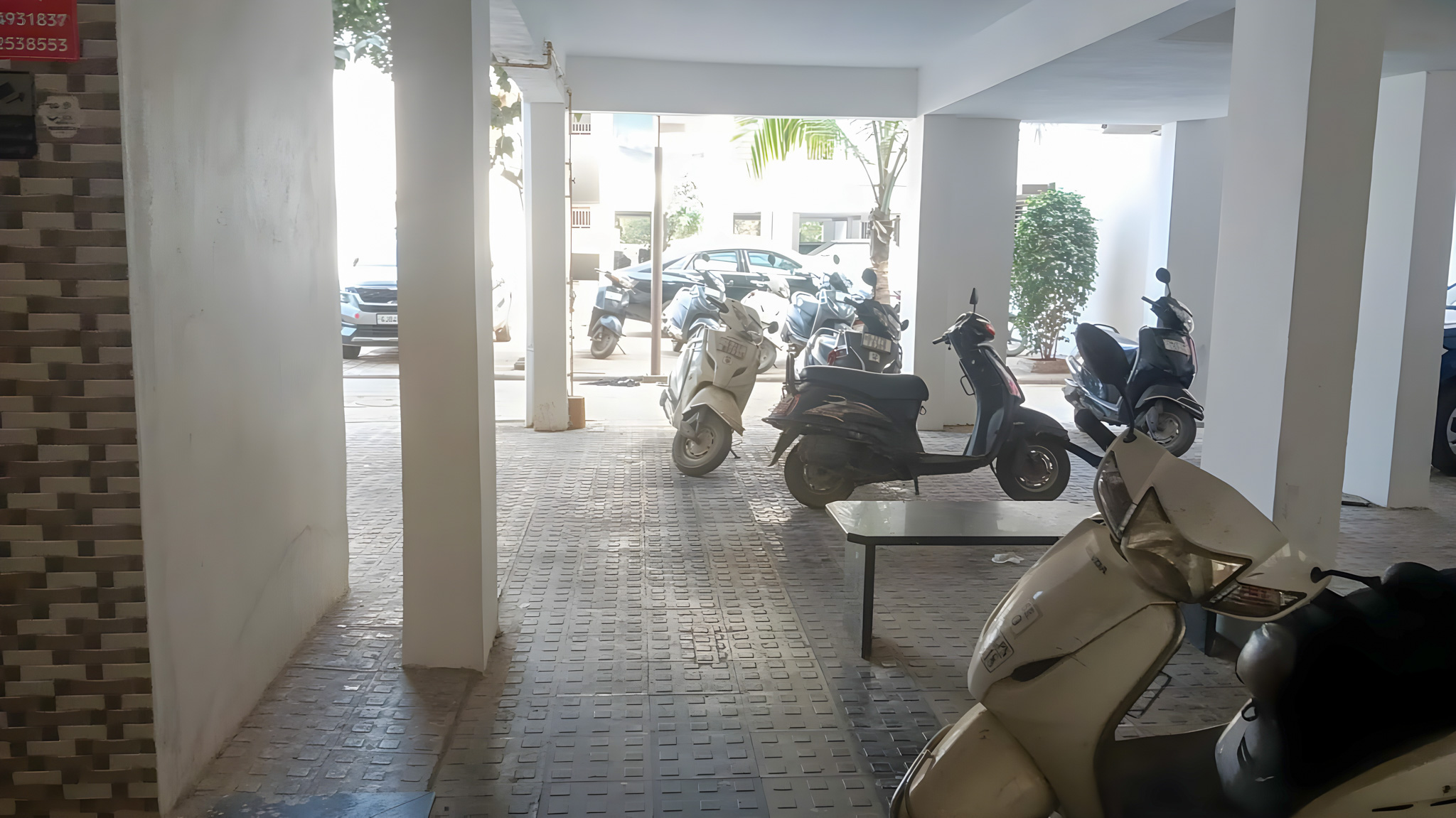 200 square yard Flat for sale in Ahmedabad — photo 12