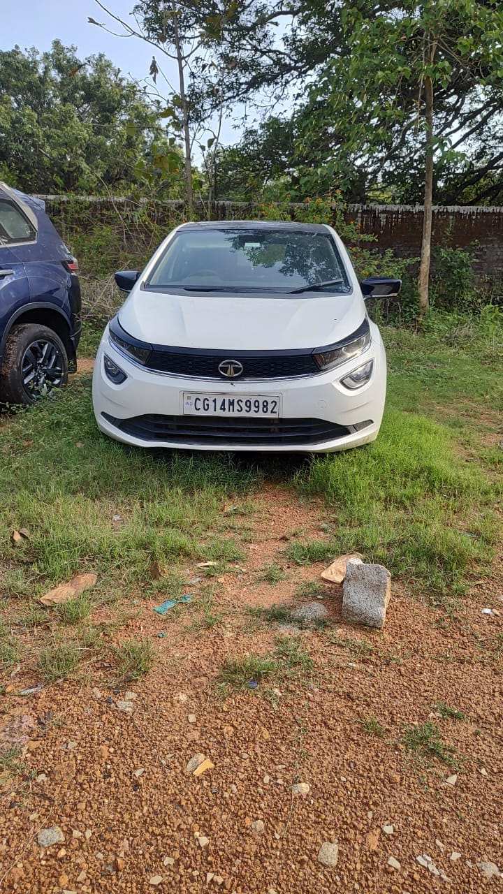 INDIVIDUAL CAR TATA ALTROZ XZ +05 1.2 P CGH 14 MS 9982 for sale in Kunkuri