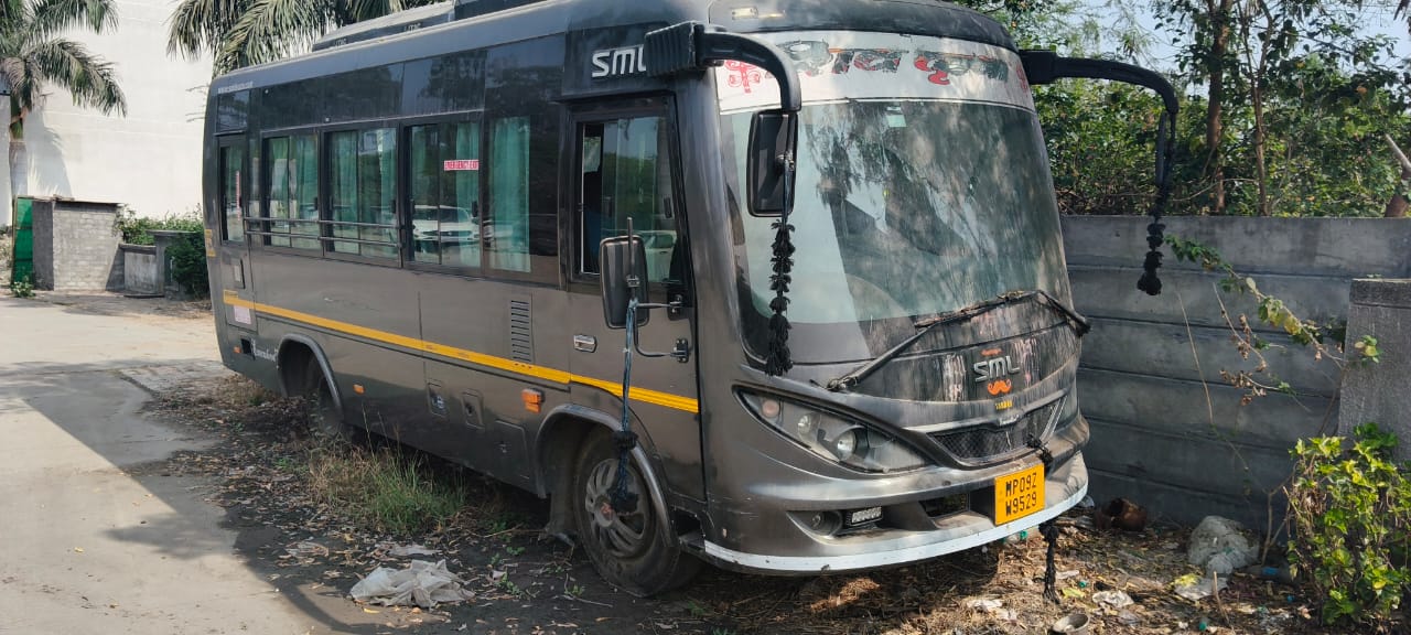 SML ISUZU SMLS7SDX Executive Bus for sale in Indore