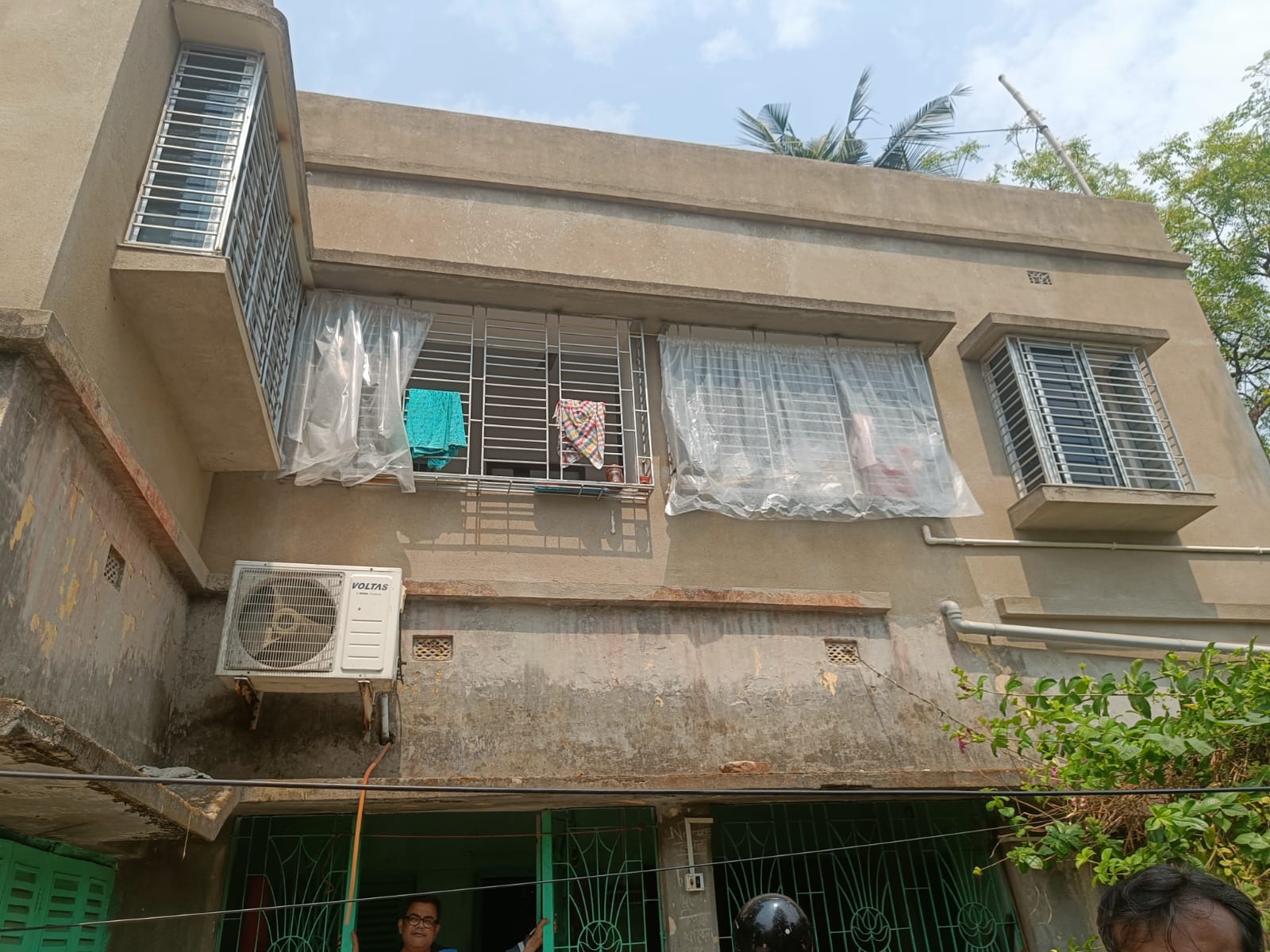 2385 square feet Individual House for sale in Rakshit Para Road Mondirtala SARSUNA Behala Kolkata Kolkata — photo 4