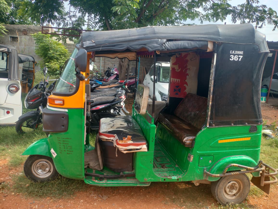 2023 Bajaj Auto RE CNG Passenger 22000 km 3 years for sale in RAJESWARI YARD Kadapa