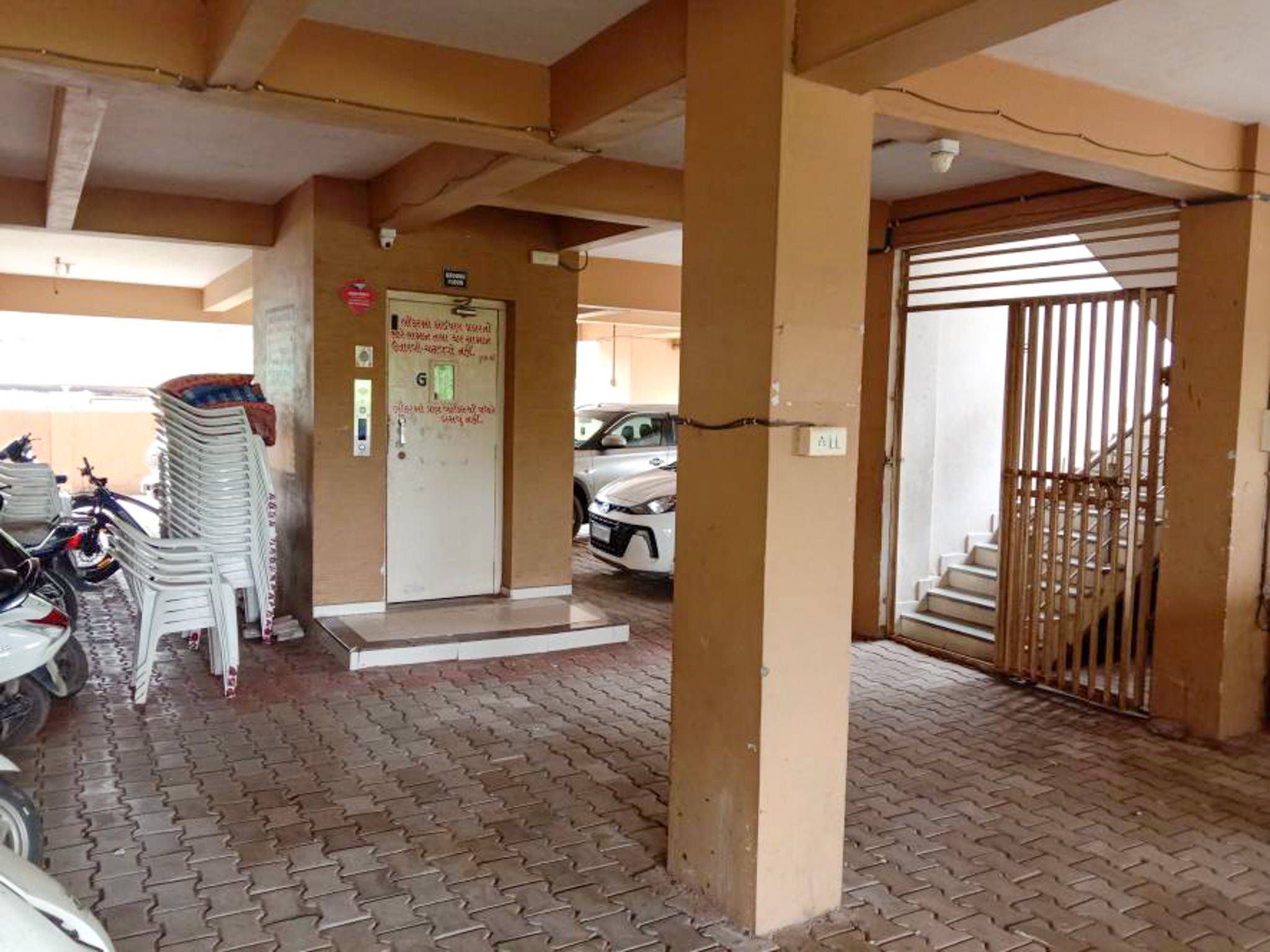 72.79 square meter Flat for sale in 505 Dev Elegance nr uttam B karamsad gana road Karamsad Anand Anand — photo 2