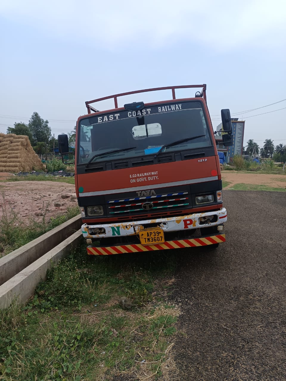 2020 Tata 1212 LPT HSD Truck 120000 km 6 years for sale in passivedala bank of india Chagallu