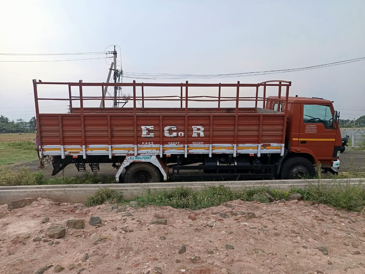 2020 Tata 1212 LPT HSD Truck 120000 km 6 years for sale in passivedala bank of india Chagallu — photo 2