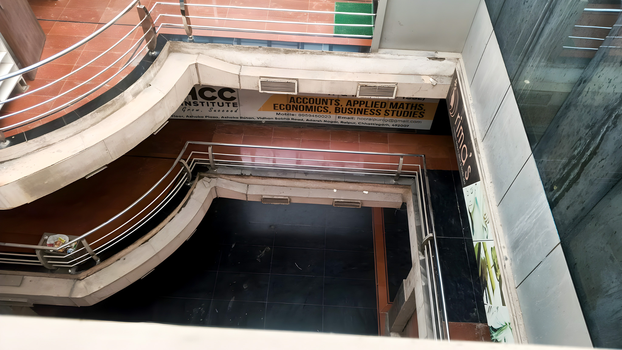 4400 square feet Office for sale in Raipur — photo 5