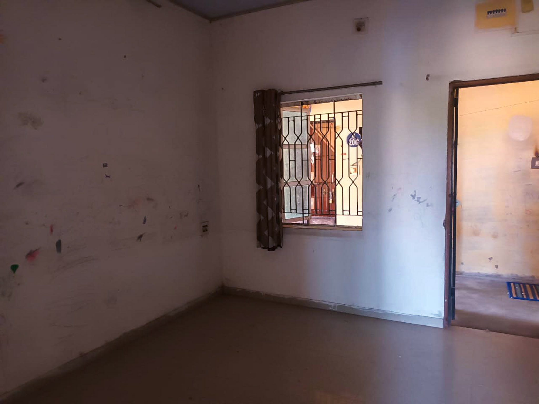 467 square feet Flat for sale in GAYATRI FLATS, SHASTRI BAUG-MAHADEV TALAV ROAD Vadodara — photo 16
