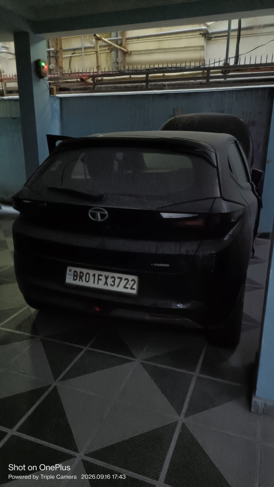 2022 Tata Altroz XZ+ Hatchback 44577 km 4 years for sale in Sanjay Mishra Patna — photo 3