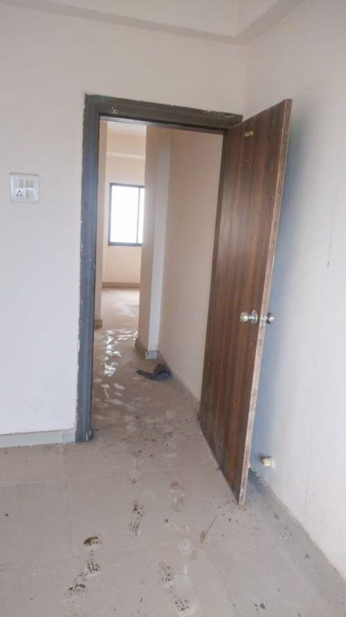 345 square feet Flat for sale in NEAR ASHAPURA MARBLE, GOVELI Additional Murbad Industrial Area — photo 8