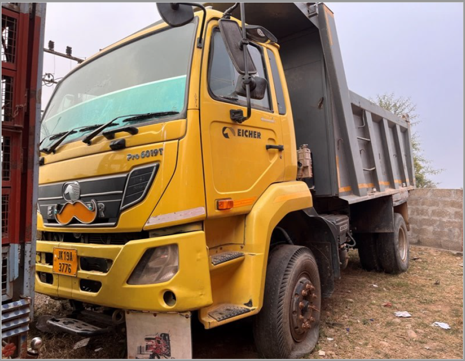 dumper for sale in Sidhra Jammu — photo 3